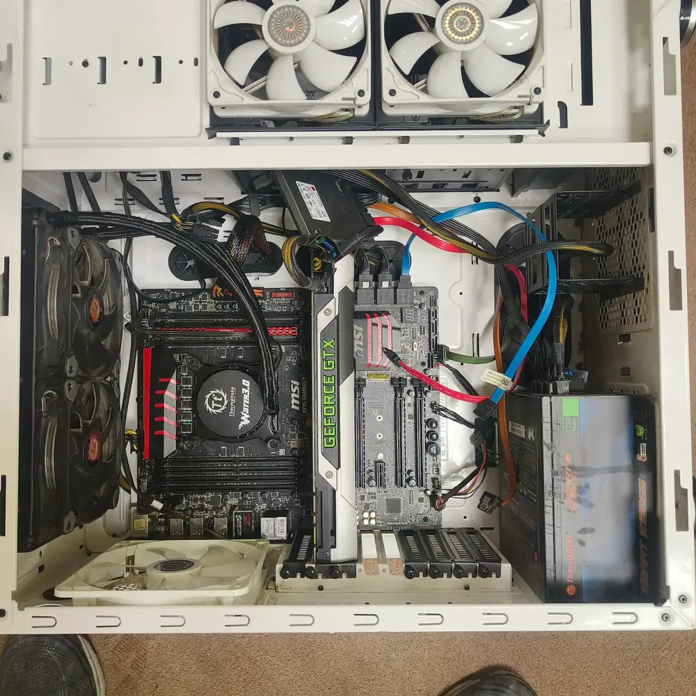 MSI Motherboard Thermaltake Cooler