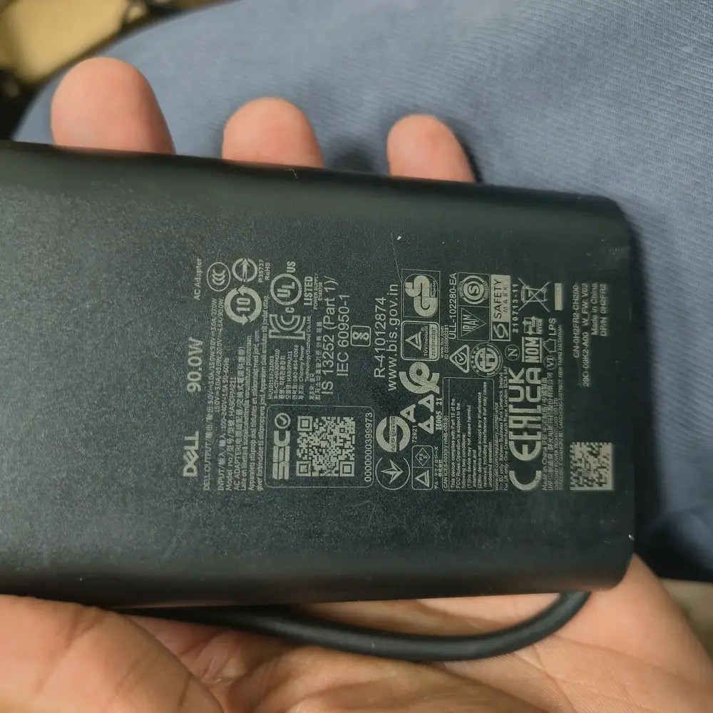 Dell 90W AC adapter