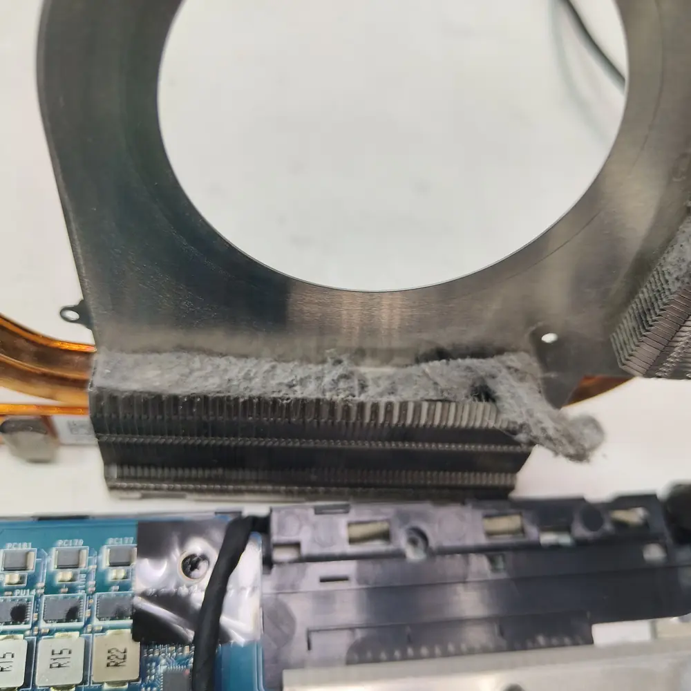 Dusty Laptop Heatsink Before Cleaning Kuwait