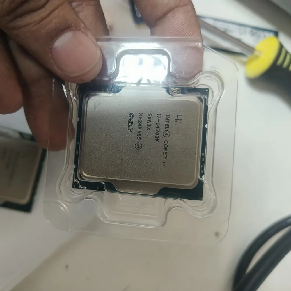 Intel Core i7 CPU Upgrade Packaging Kuwait
