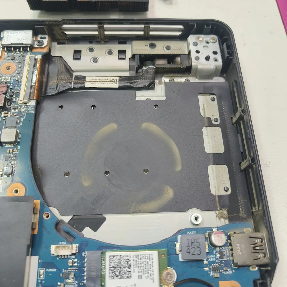 Laptop Chassis Interior Fan Mount Cables