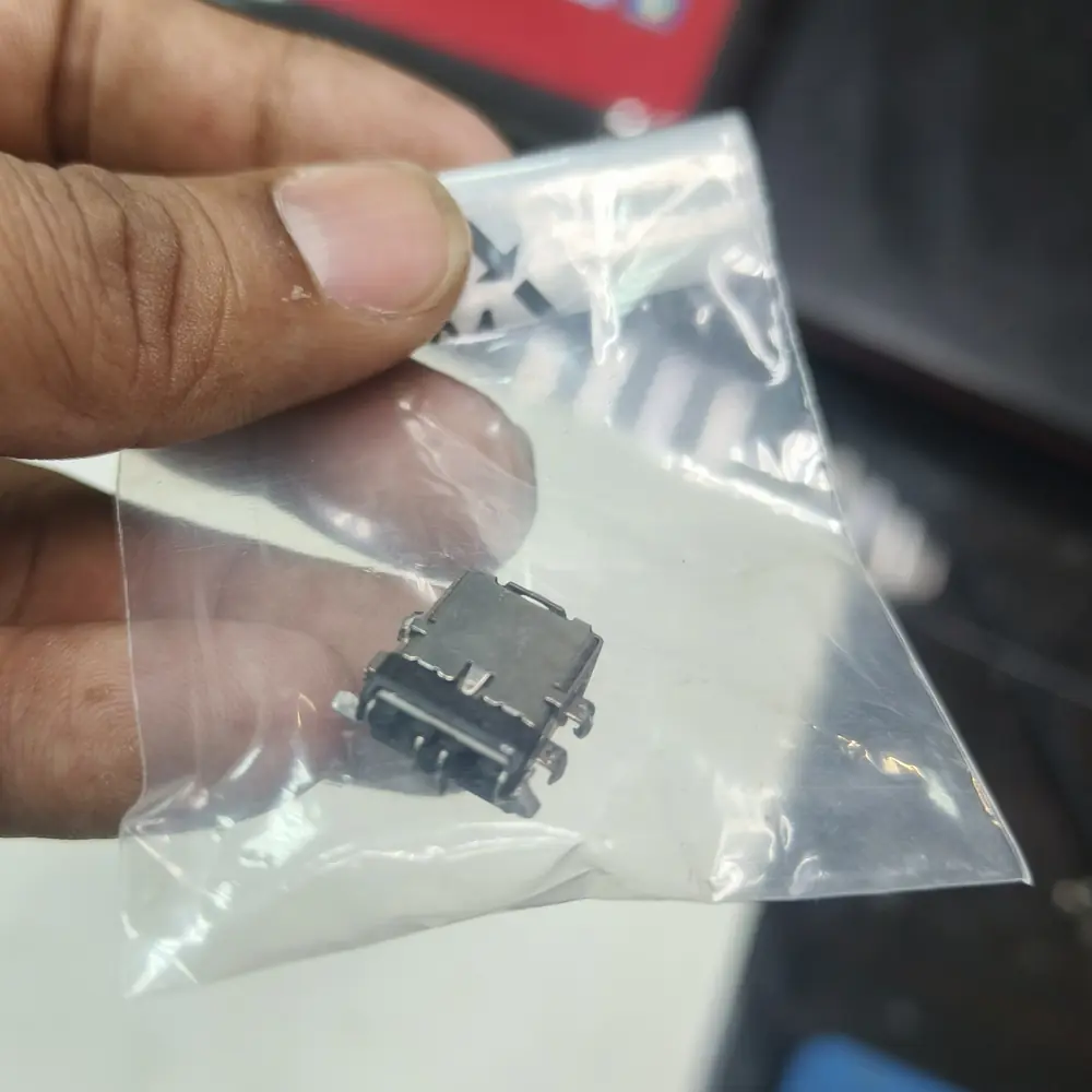 Laptop DC Power Jack Connector Replacement Kuwait