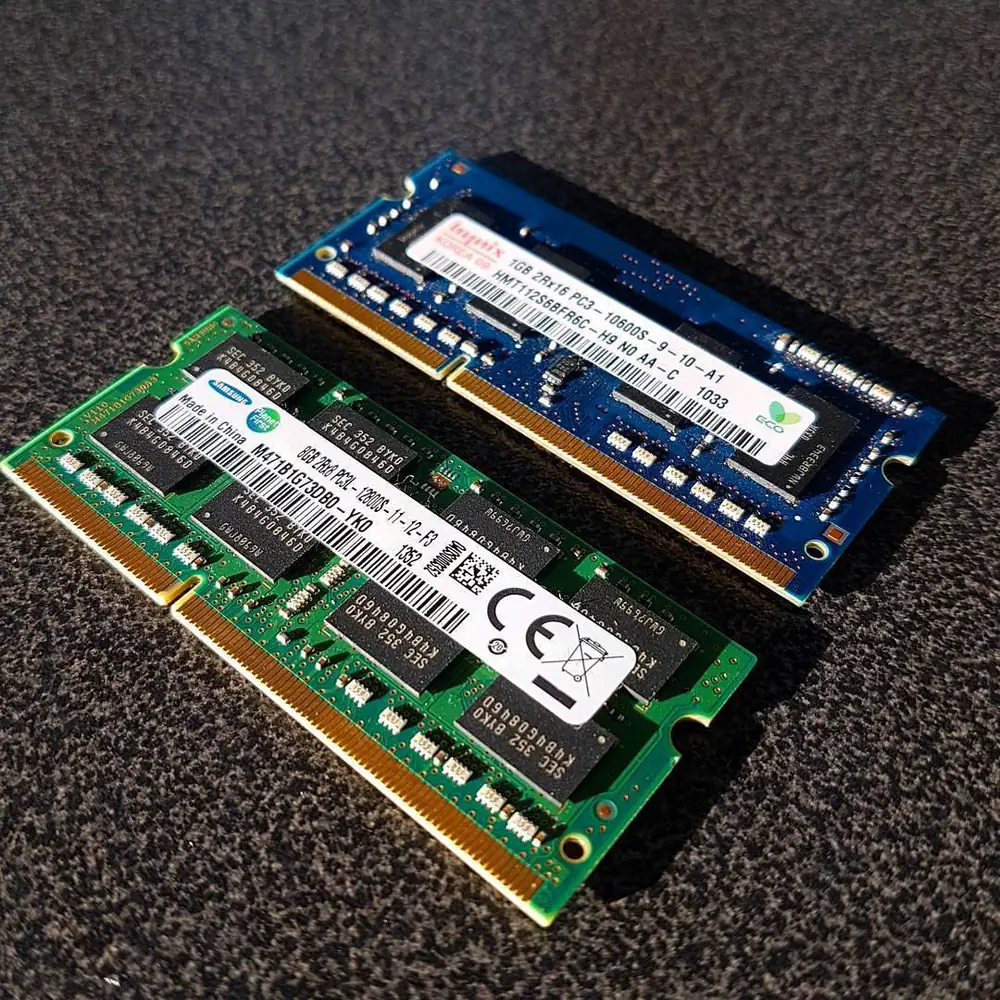 Laptop RAM Sticks Stacked Comparison