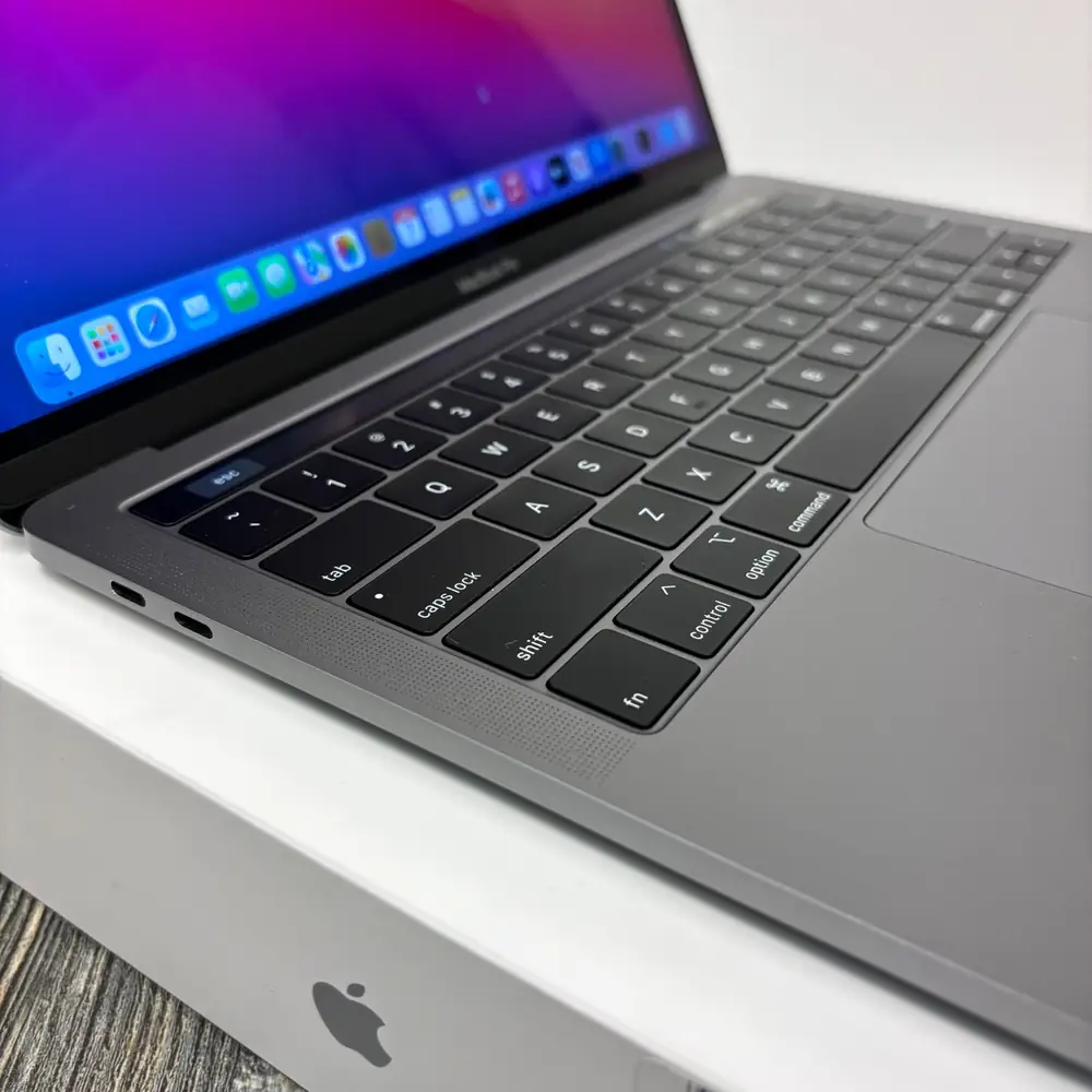 MacBook Pro Open Macos Screen
