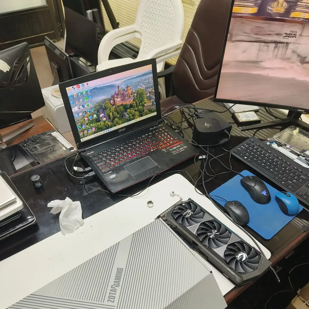 MSI Gaming Laptop Repair Workstation