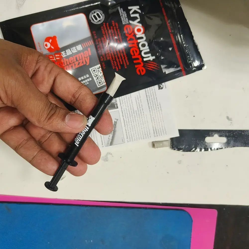 Thermal Grizzly Kryonaut Syringe
